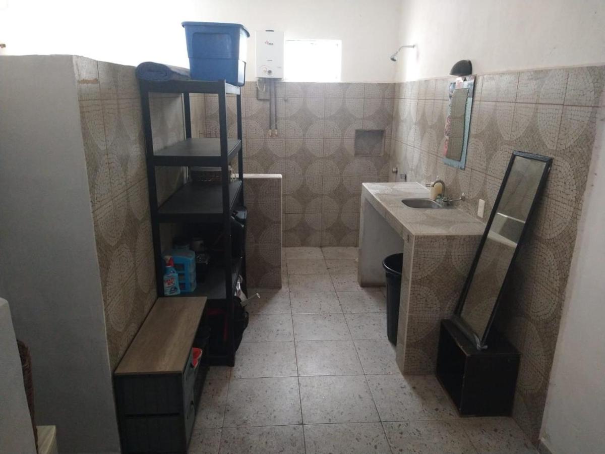 777 Lenderman Hostal 777 Cancún Exteriör bild