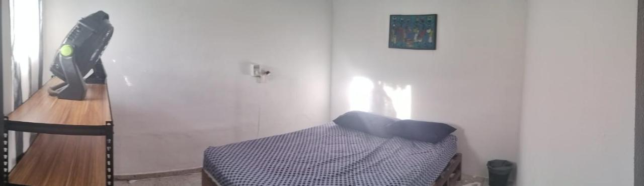 777 Lenderman Hostal 777 Cancún Exteriör bild